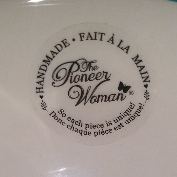 The Pioneer Woman set of dishes 2 mugs 4 bowls NWOT - Picture 5 of 6